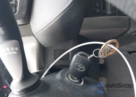 2018 Toyota Rav4 Le from USA, damaged, VIN JTMZFREV5JJ154147